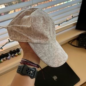 Lululemon hat!